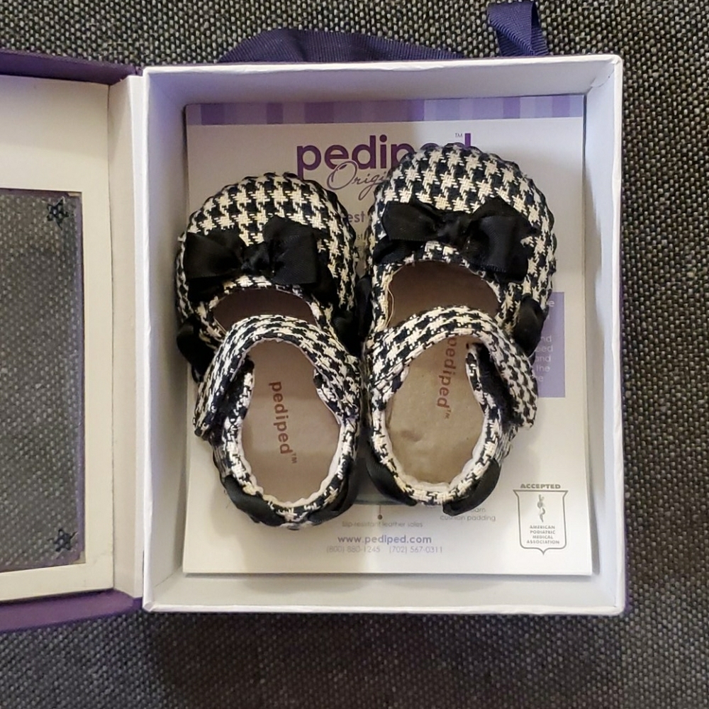 Baby Girl Pediped Mary Jane houndstooth print